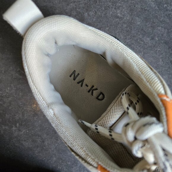 Unique chunky NA-KD sneakers - Picture 3 of 7